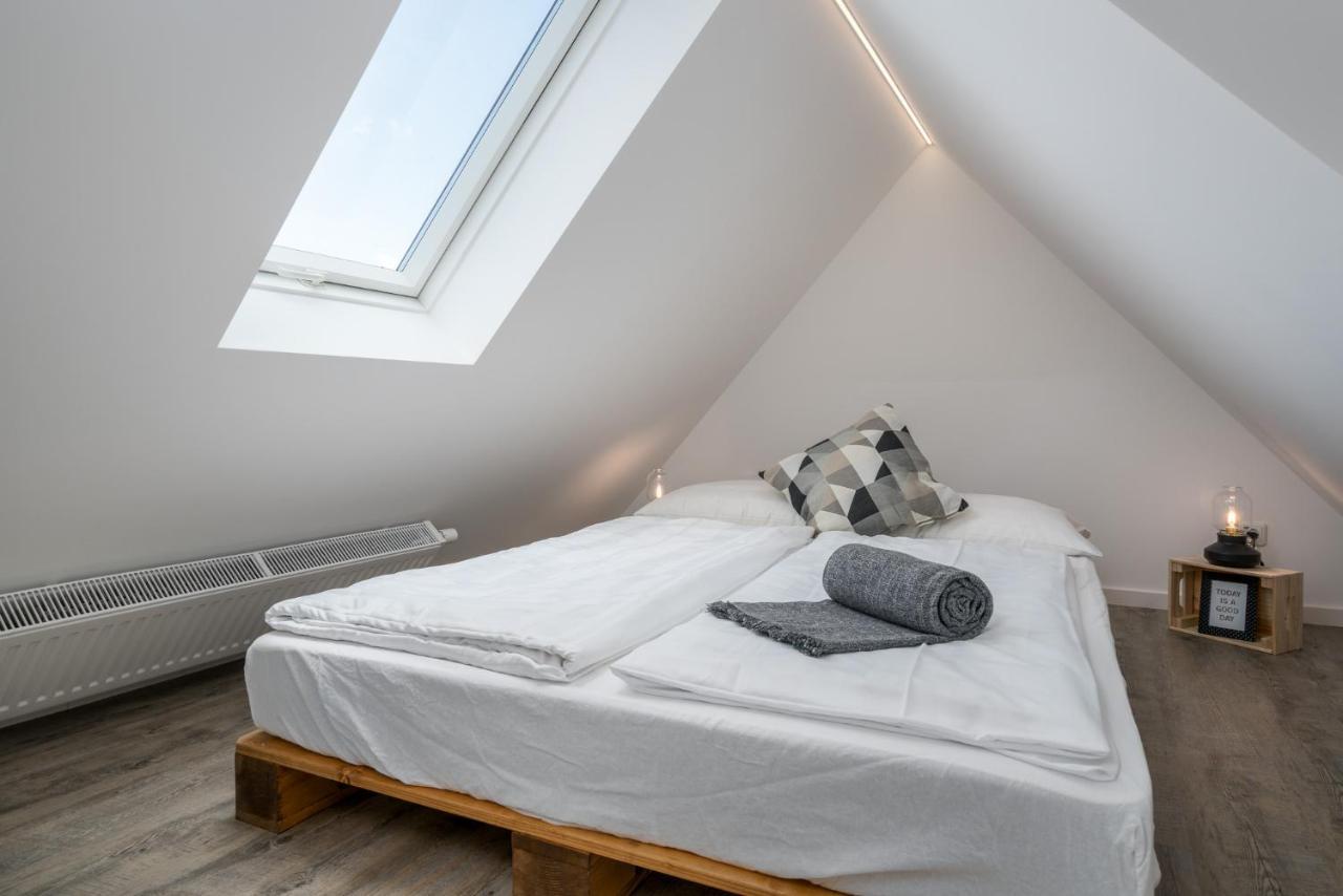 Cassel Lofts - Stilvolles Loft Im Gruenen Mit Balkon Nahe Vw-Werk Appartement Buitenkant foto